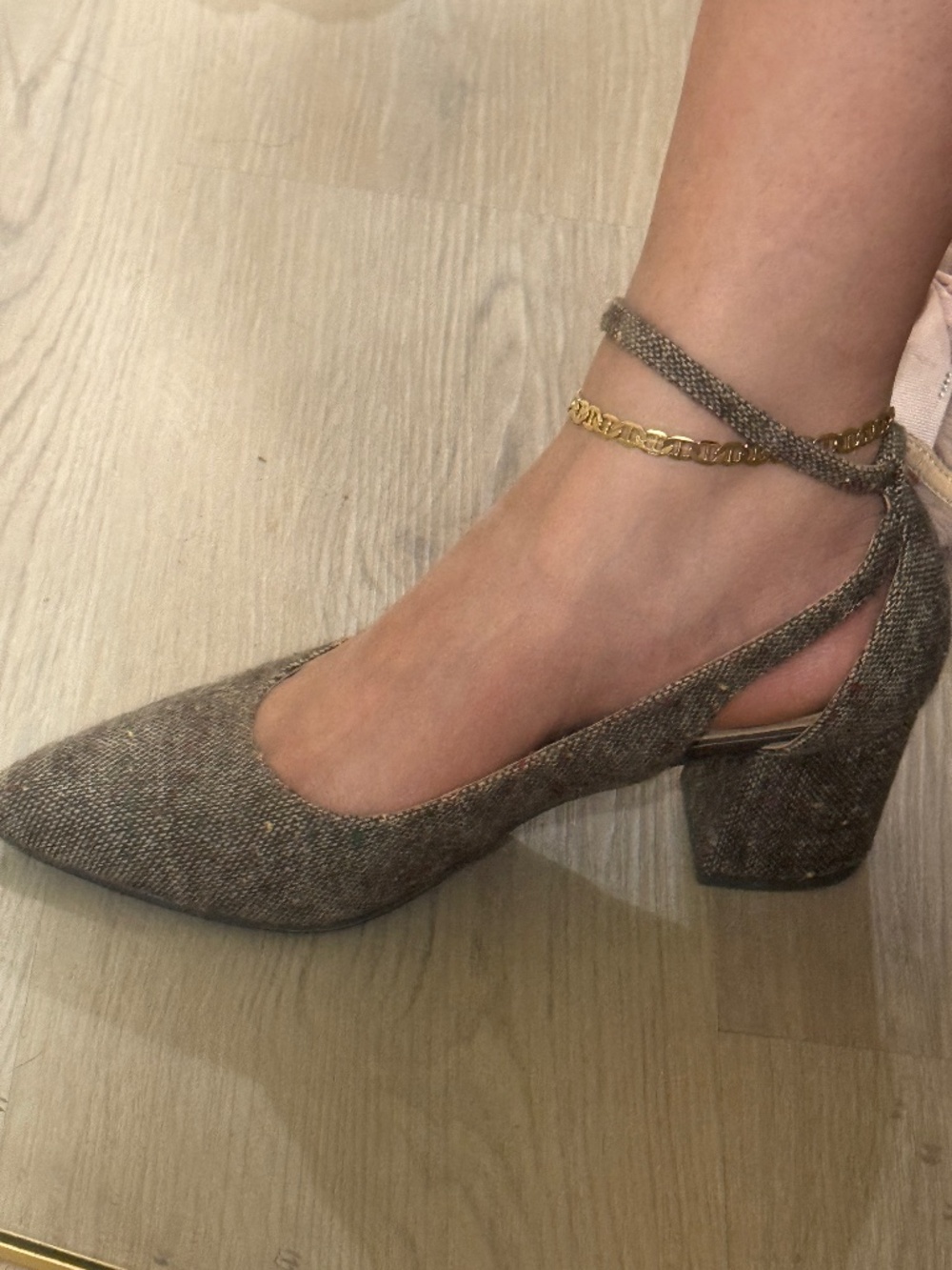 CL by Laundry block pump heels